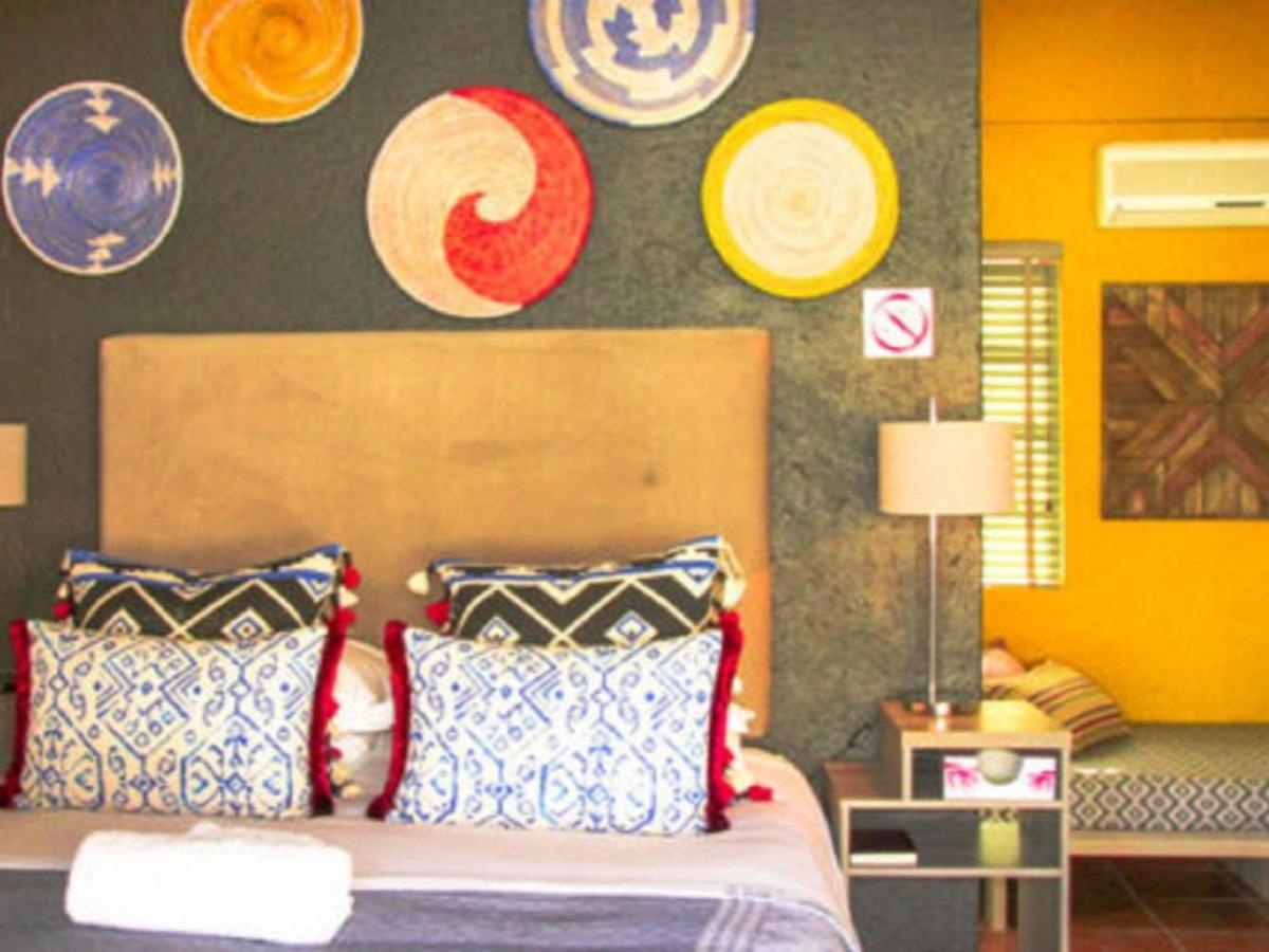 Hotel Chez Vincent Mbombela Esterno foto