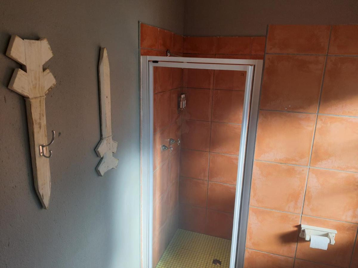 Hotel Chez Vincent Mbombela Esterno foto